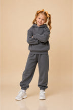 Çocuk Unisex Oversize Modern Kesi̇m Kapüşonlu Kanguru Cepli̇ Süper Yüksek Bel Günlük Eşofman Takimi - Füme - 4