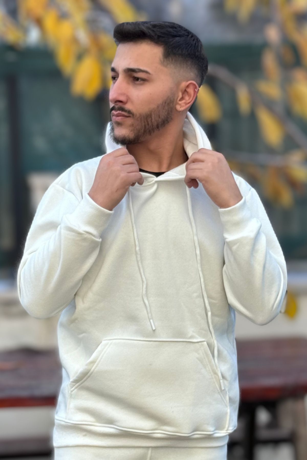 Erkek Kapşonlu Kanguru Cepli̇ 3 İ̇pli̇k Oversi̇ze Sweatshi̇rt - Beyaz - 1