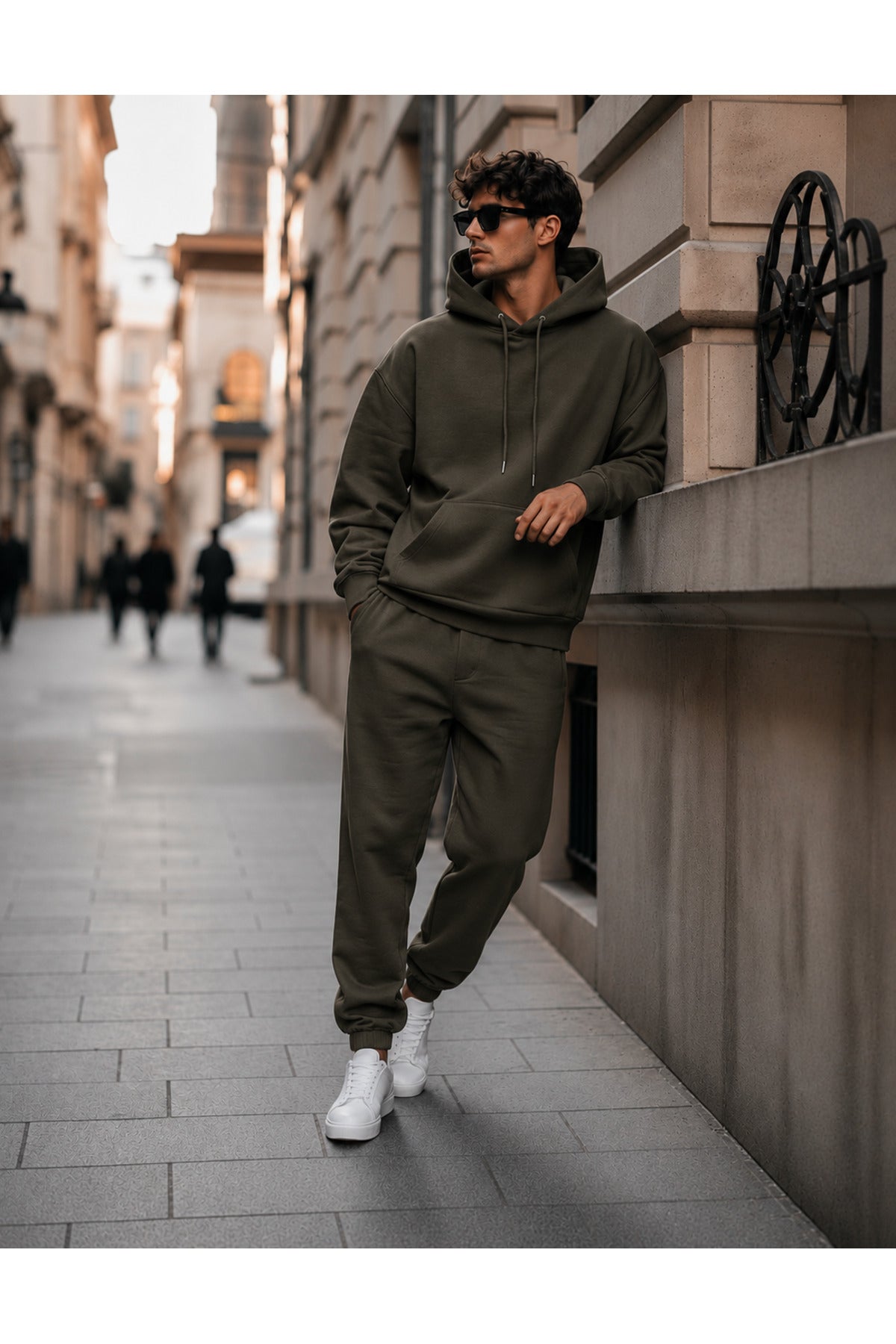 Erkek 3 İ̇pli̇k Oversi̇ze Kapüşonlu Kanguru Cep Lasti̇k Paça Jogger Eşofman Takimi - Haki - 2