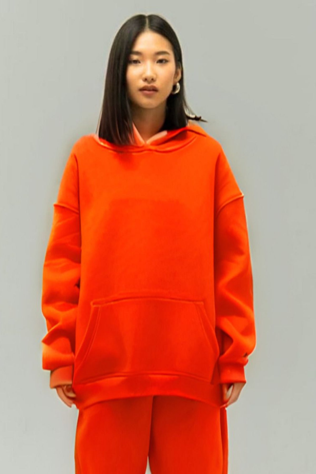 Kadın Rahat Oversize 3 İ̇plik Pamuklu Şardonlu Kanguru Cep Kapşonlu Sweatshirt - Turuncu - 3