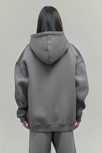 Kadın Rahat Oversize 3 İ̇plik Pamuklu Şardonlu Kanguru Cep Kapşonlu Sweatshirt - Gri - 4