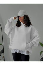 Kadın Kapşonlu Kalın Kanguru Cepli Sweatshirt - Beyaz - 1