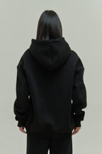 Kadın Rahat Oversize 3 İ̇plik Pamuklu Şardonlu Kanguru Cep Kapşonlu Sweatshirt - Siyah - 4