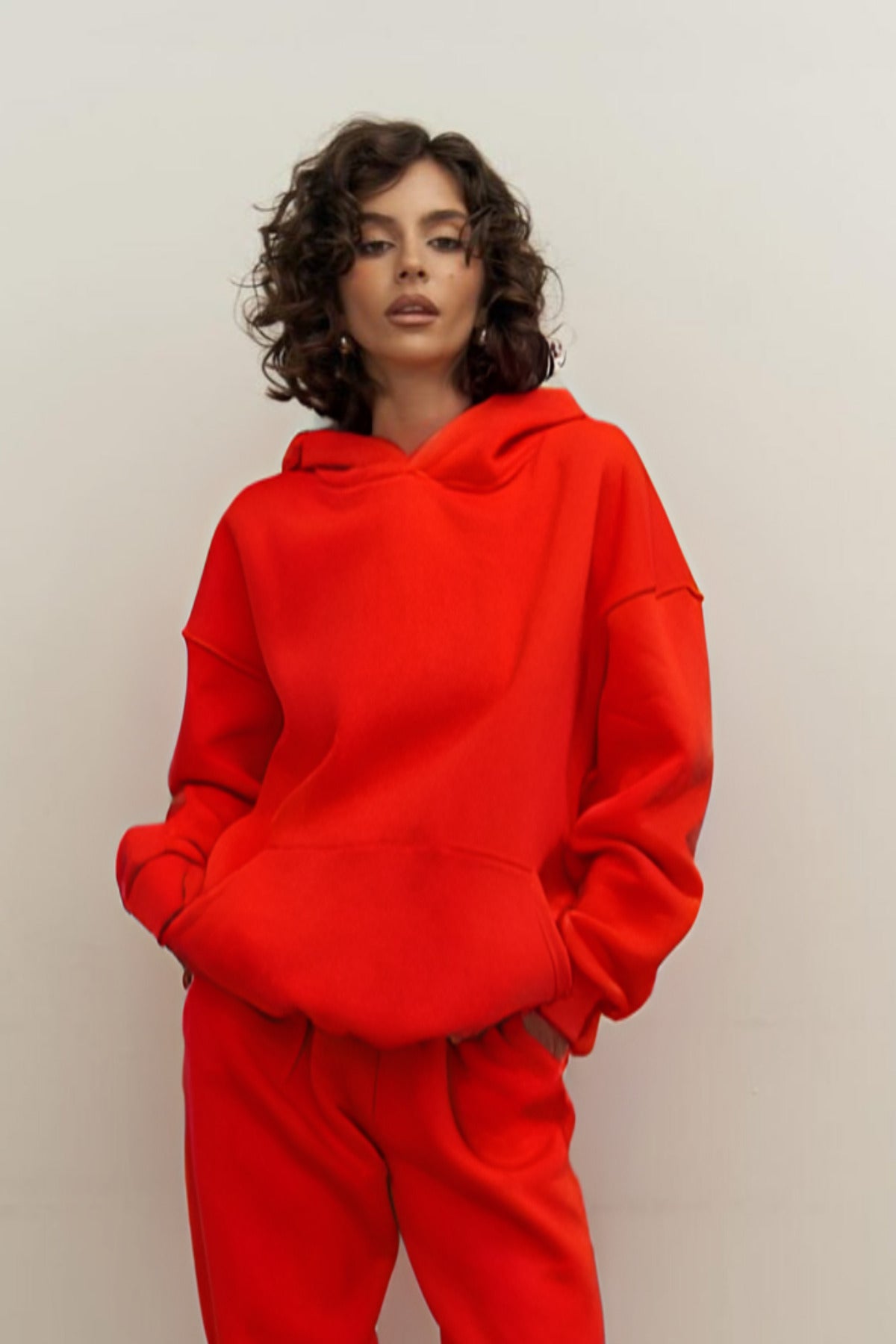 Kadın 3 İ̇plik İ̇çi Pamuklu Kanguru Cep Regular İ̇çi Pamuklu Oversize Sweatshirt - Kırmızı - 1