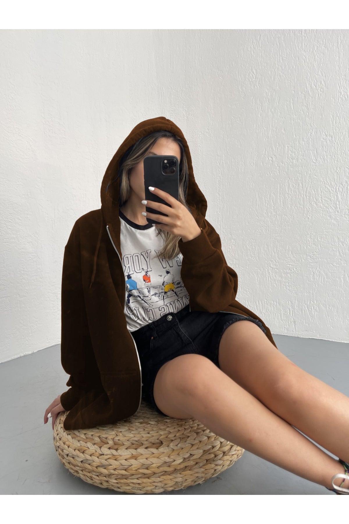Kadın Kahverengi̇ Fermuarlı Kapşonlu Kanguru Cep Basic Sweatshirt Hırka - Kahverengi - 3