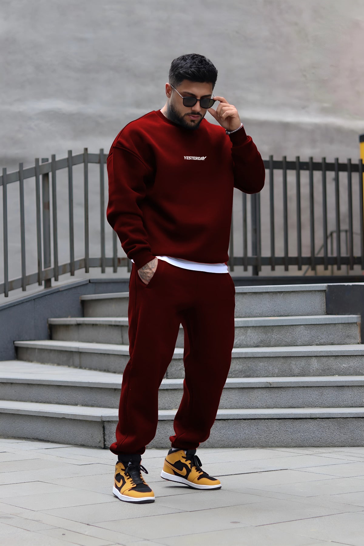 Erkek Yesterday Baskılı 3 İ̇plik Oversize Bisiklet Yaka Eşofman Takımı - Bordo - 3
