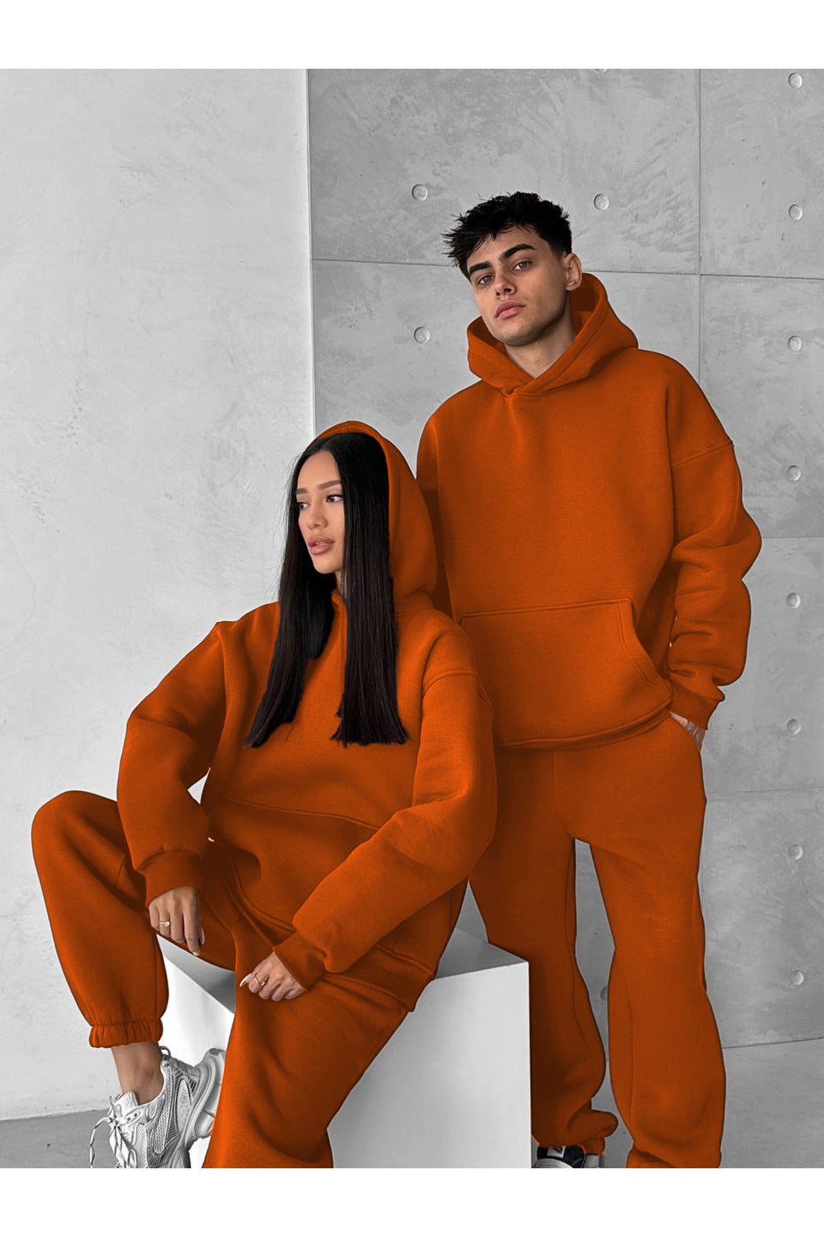 Unisex Oversi̇ze Çi̇ftleri̇n Kullanimina Uygun Eşofman Takimi ( Ürün 1 Takim) - Turuncu - 2