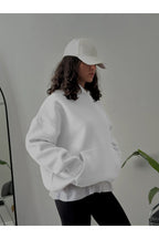 Kadın Kapşonlu Kalın Kanguru Cepli Sweatshirt - Beyaz - 4