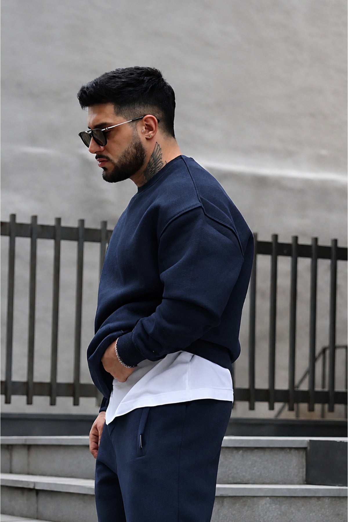 Erkek Oversize 3 İ̇plik İ̇çi Pamuklu Uzun Kollu Bisiklet Yaka Kazak - Lacivert - 2