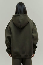 Kadın Rahat Oversize 3 İ̇plik Pamuklu Şardonlu Kanguru Cep Kapşonlu Sweatshirt - Haki - 3
