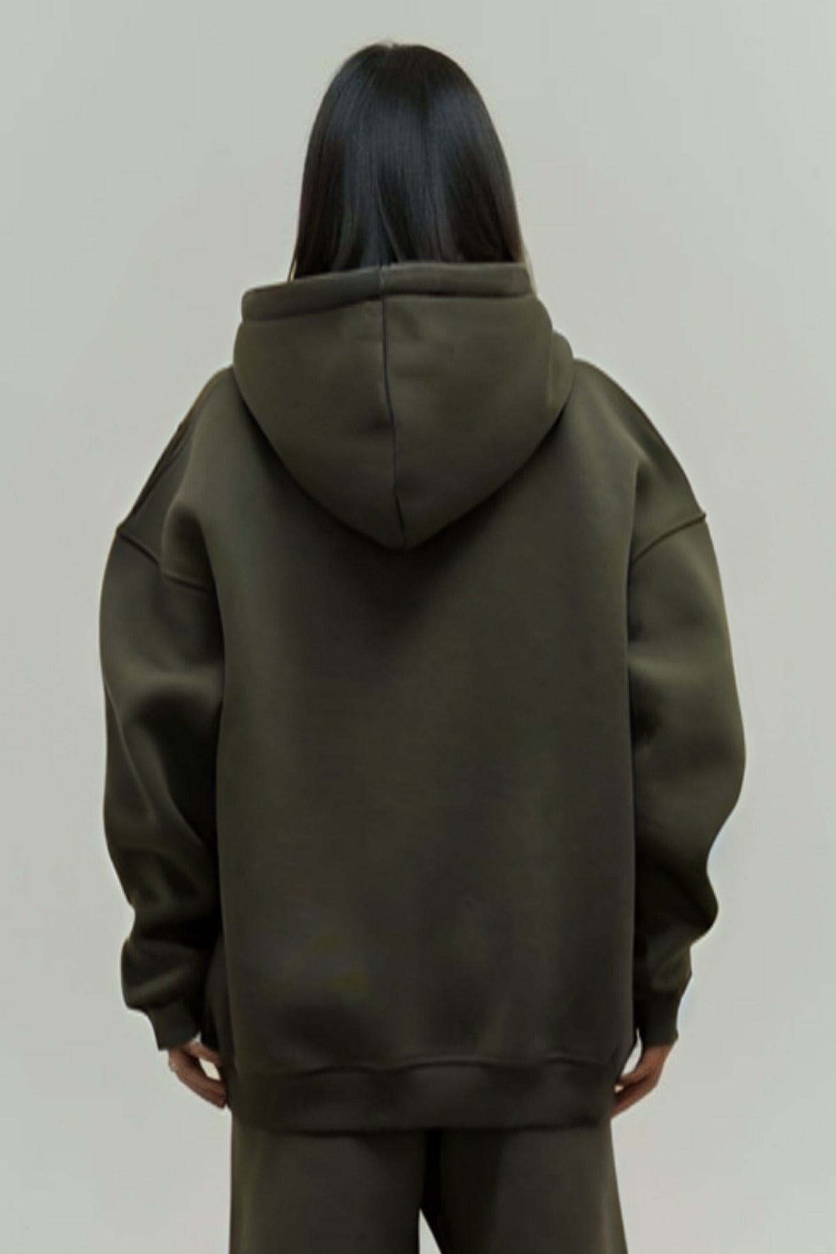 Kadın Rahat Oversize 3 İ̇plik Pamuklu Şardonlu Kanguru Cep Kapşonlu Sweatshirt - Haki - 3