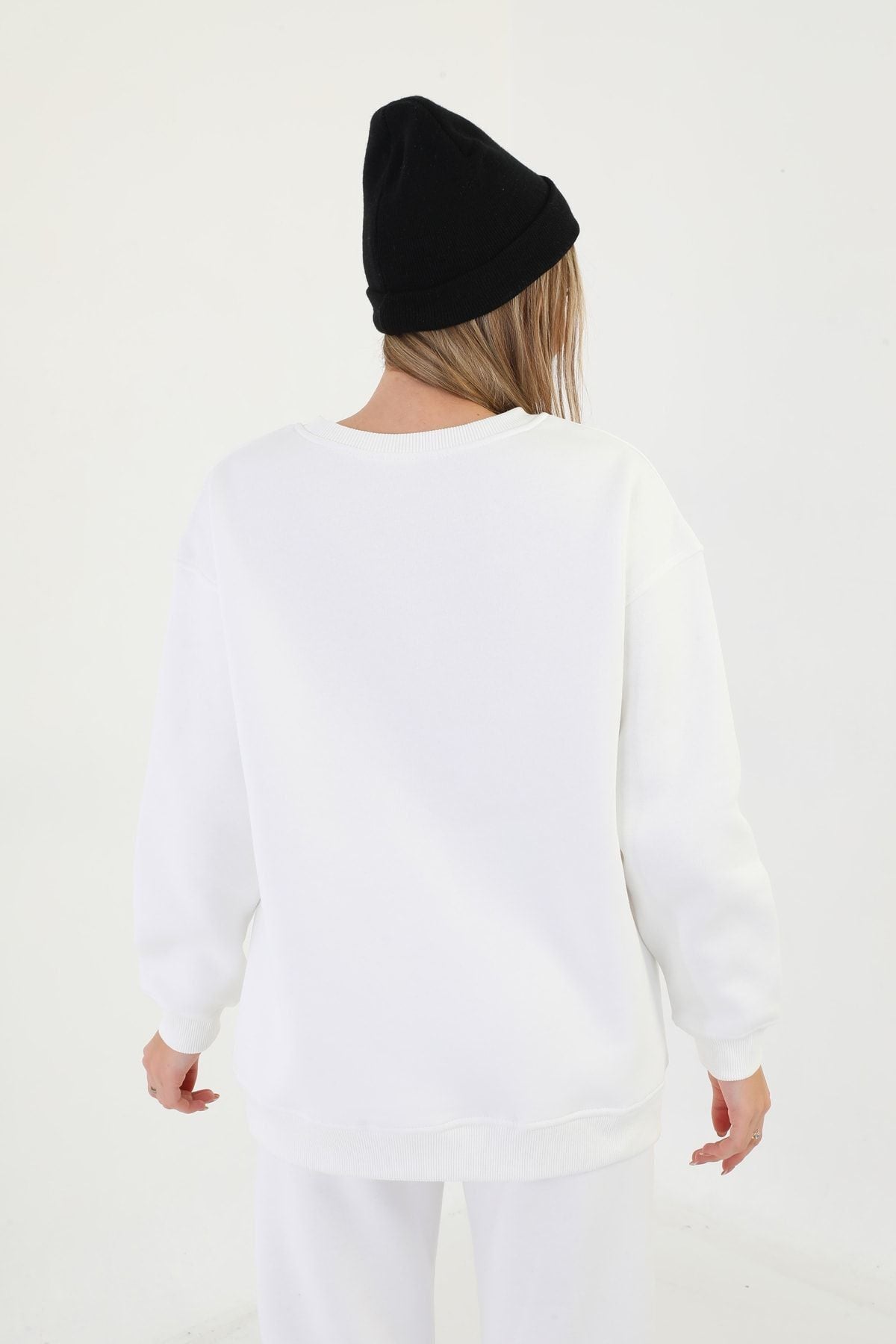 Kadın 3 İ̇plik Bisiklet Yaka Uzun Kollu Sweatshirt - Beyaz - 4
