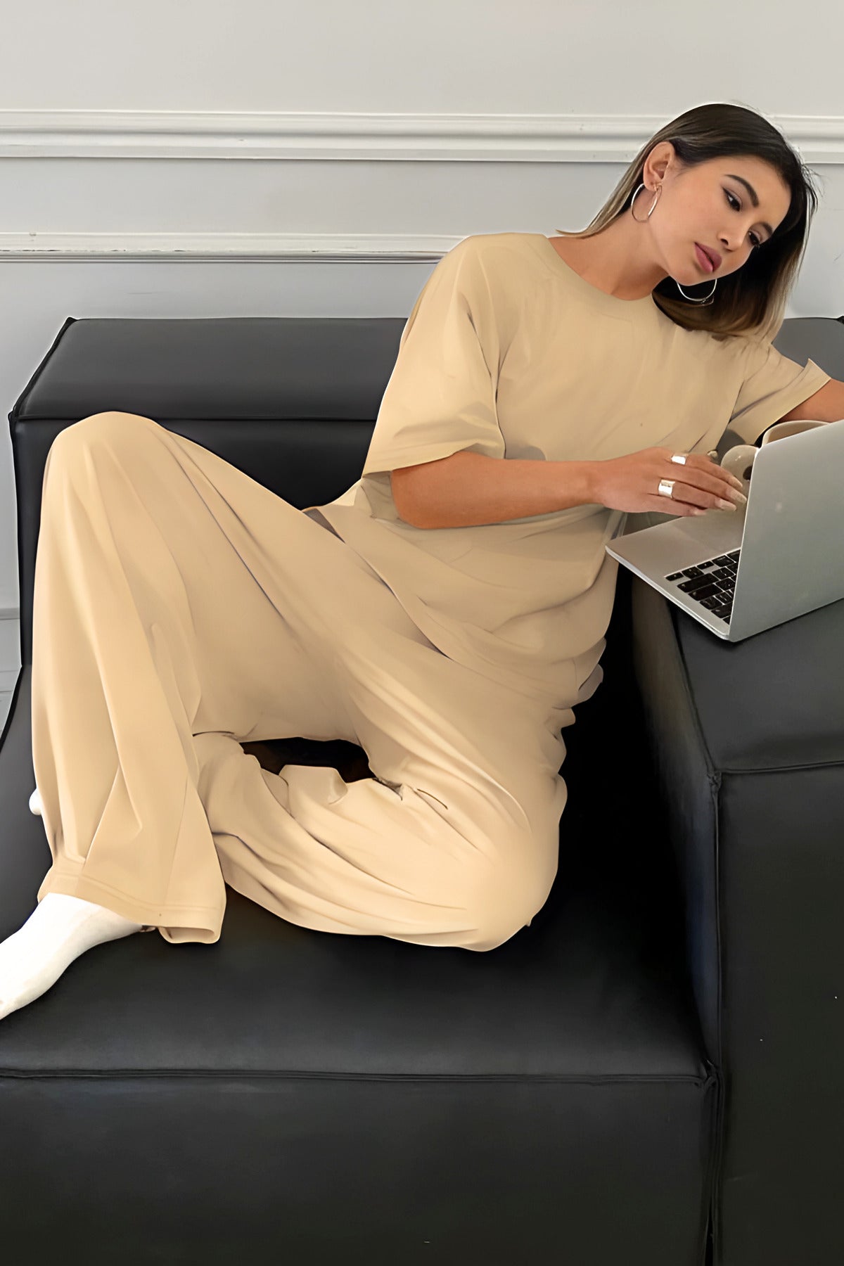 Kadın Bisiklet Yaka Yazlık Kısa Kollu Pijama Takımı - Bej - 1
